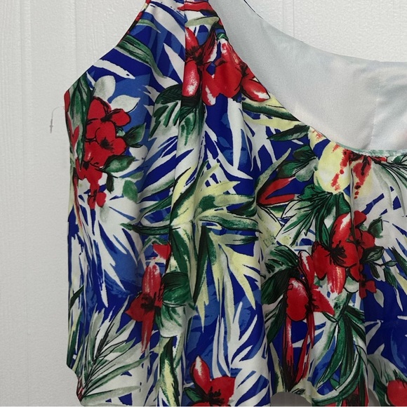 Lord & Taylor Design Lab Floral Flowy Bikini Top - Picture 5 of 10